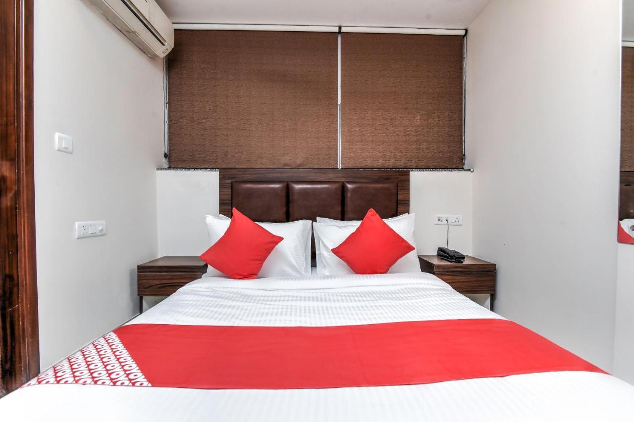 Oyo 74862 Shree Krishna Leela Hotel Manipal Esterno foto